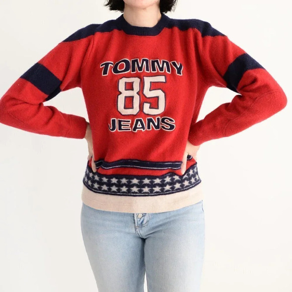 Vintage Tommy 85 Jeans Red & Blue 100% Lambswool Crewneck Sweater - Picture 2 of 15